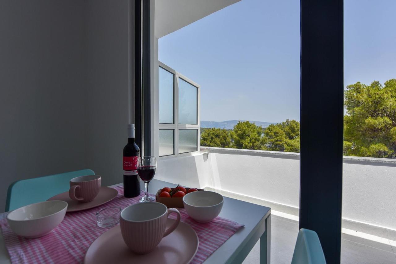 Lazaneo Seafront Apartments, Єлса Екстер'єр фото